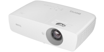 Проектор BenQ W1090 DLP DC3 DMD; 1080P; 2000 AL; High contrast ratio 10,000:1; Football mode; SmartEco ; 6500 hrs lamp life (SmartEco Mode); 10W speaker with MAXX Audio;  Noise level: 29dB (eco mode);